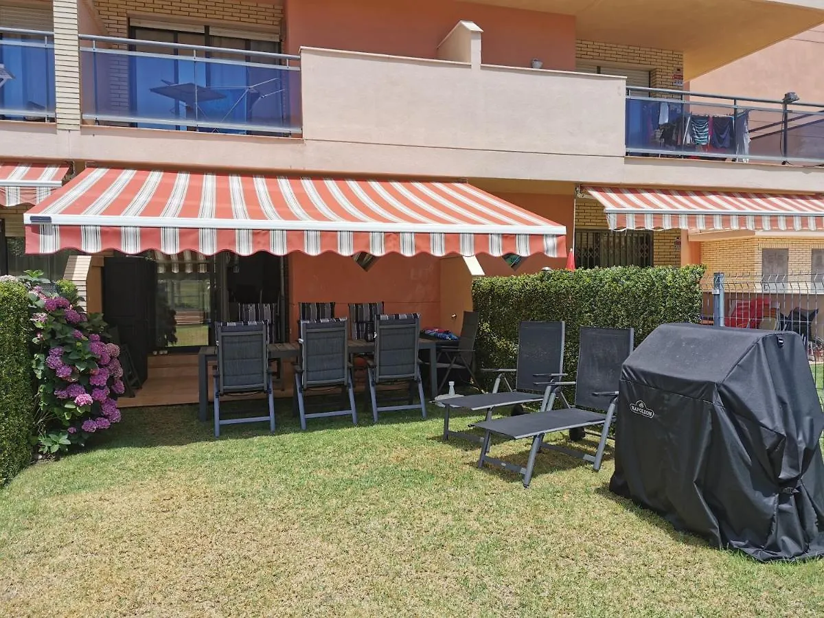 6Beds Salou Apartment